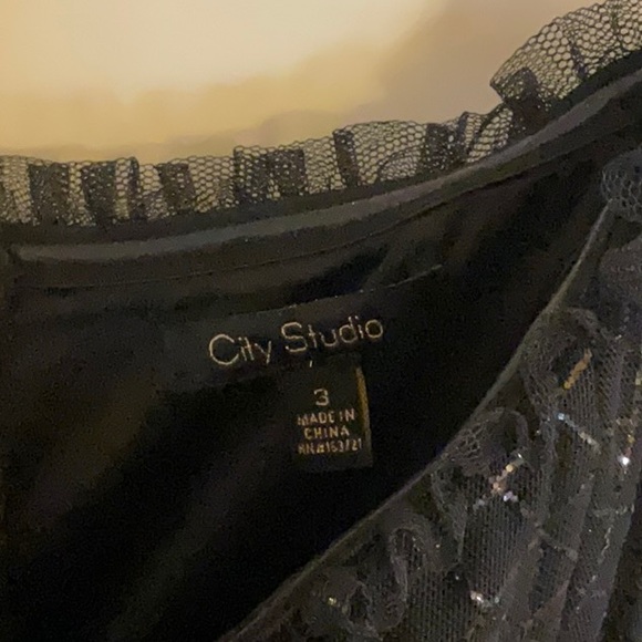 City Studio black formal Size 3 - Purchased from Macy’s. Black with sparkle top - Picture 6 of 8